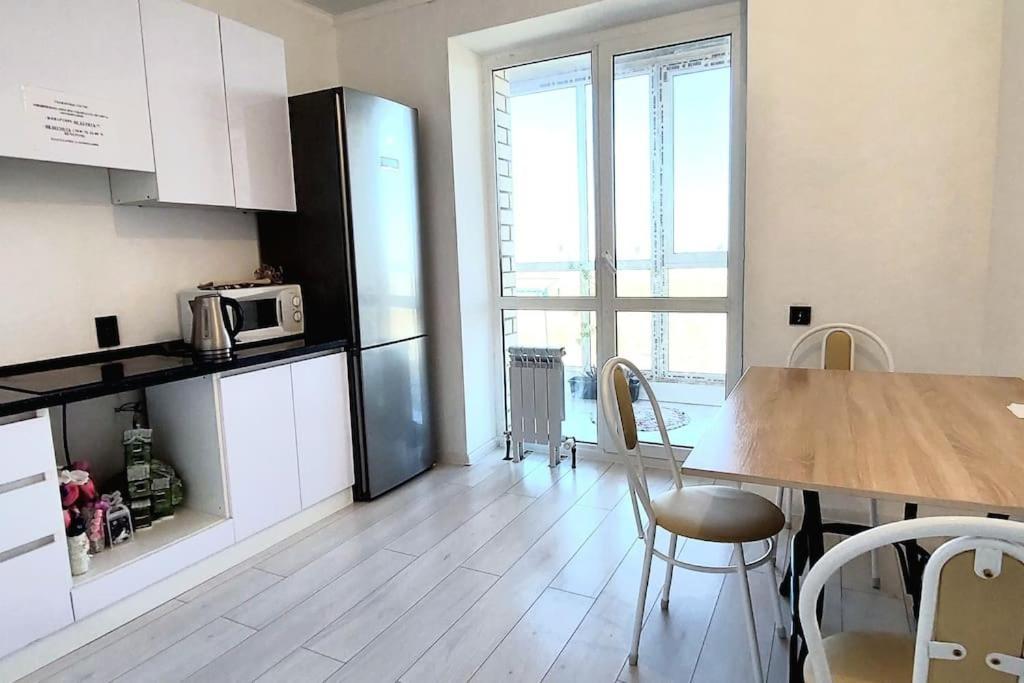 Ferienwohnung Аэропорт 10 Минут Astana Exterior foto